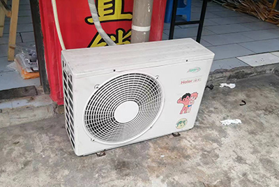 石屏空调突然不制冷只吹自然风怎么办？